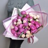 Букет кустовых роз Чаровница